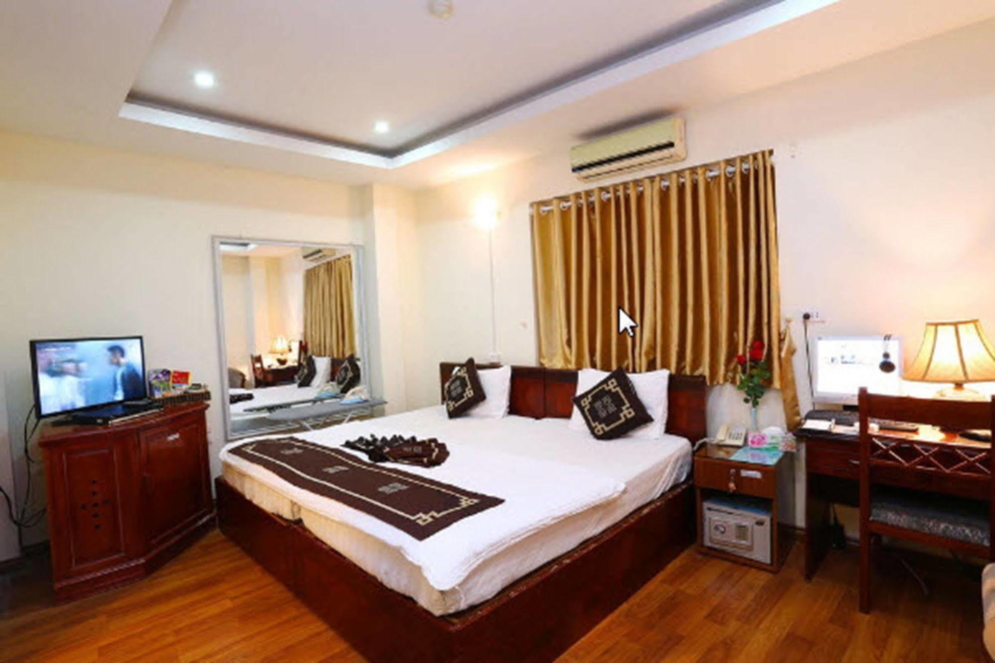 A25 Hotel - 46 Chau Long Hanoi Dış mekan fotoğraf